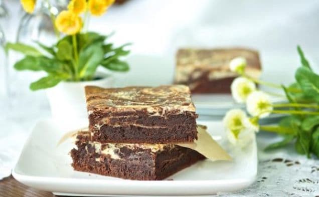 Fudgy chocolate cream cheese brownies with Baileys