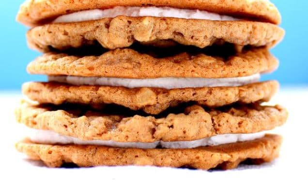 Homemade Oatmeal Cream Pies